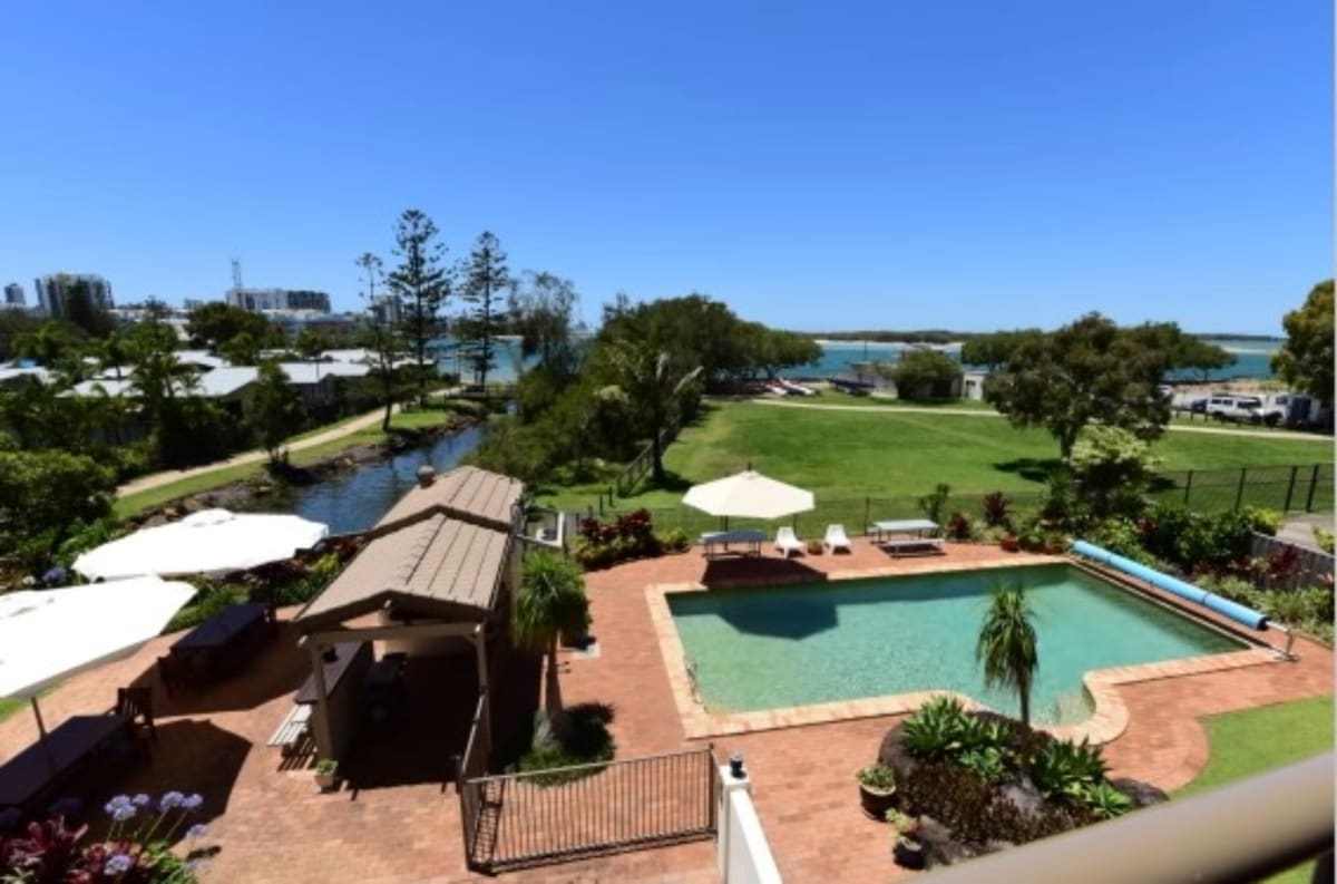 Sails Resort Unit 11