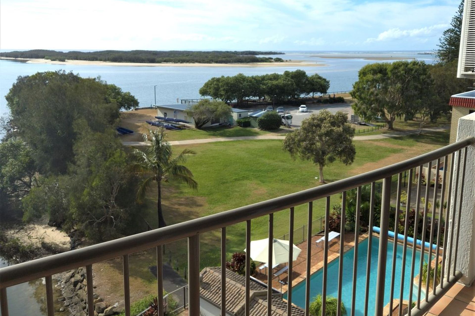 (a)Balcony view south S25